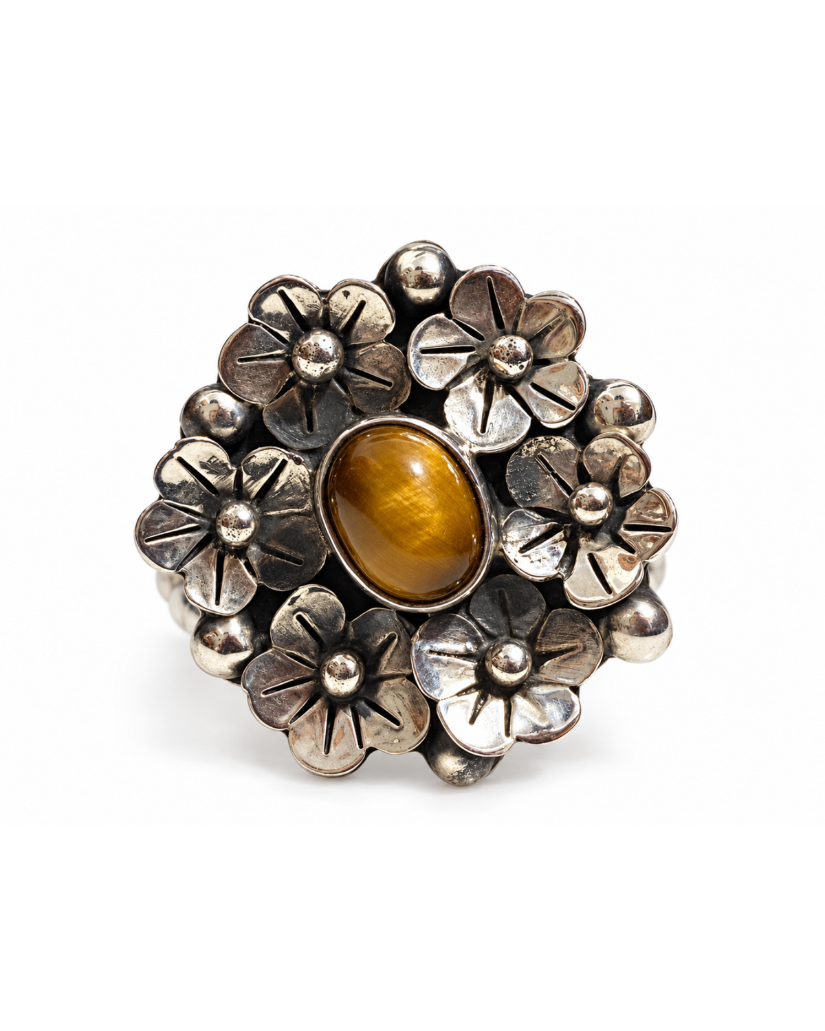 Anillo de ojo de tigre con flores de plata .925, vista frontal.