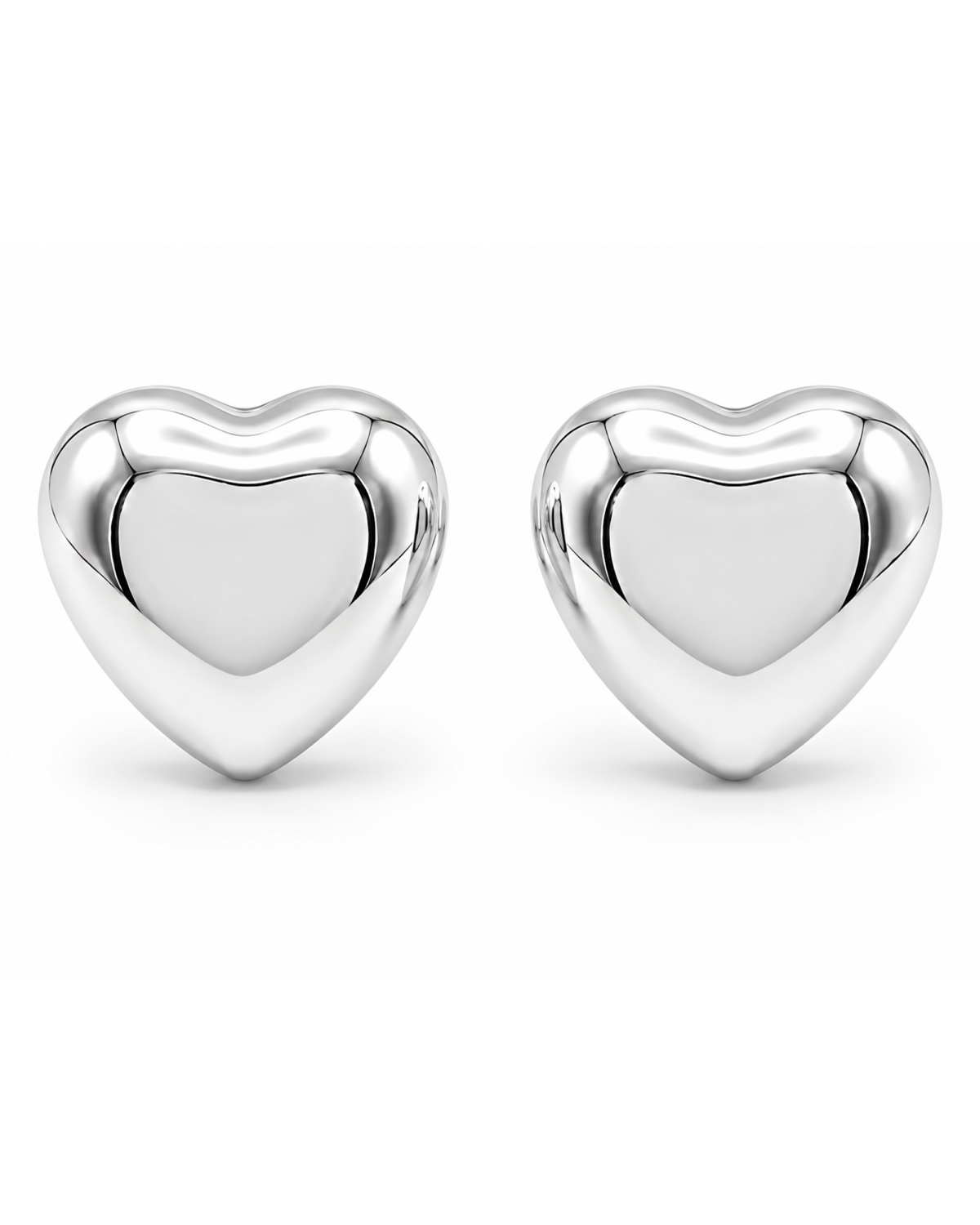 Par de broqueles de corazón de plata .925, vista frontal.