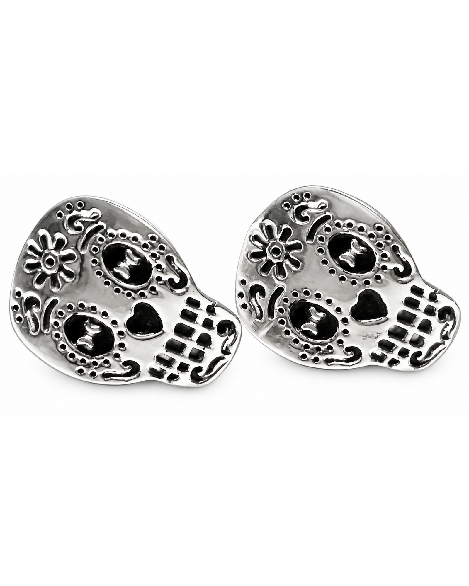 Par de broqueles de calavera de azúcar en plata .925 vistos en ángulo