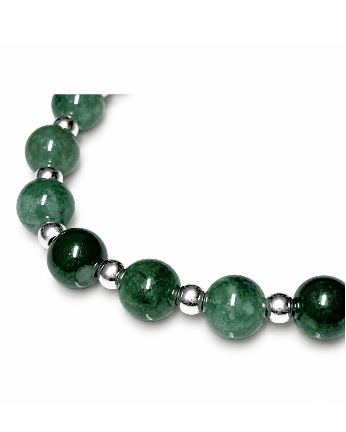 Detalle de las cuentas de jade de 6 mm y plata .925.